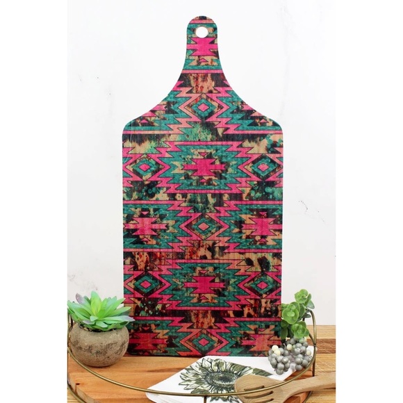Hot pink Aztec cutting board - Picture 1 of 2